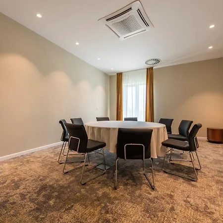 Saint Sofia Golf Club, And 호텔 4*